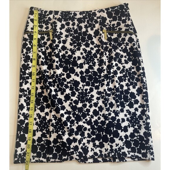 MICHAEL KORS Women’s Size 8 Blue Floral Polyester Blend Pencil Skirt NEW - Picture 2 of 4
